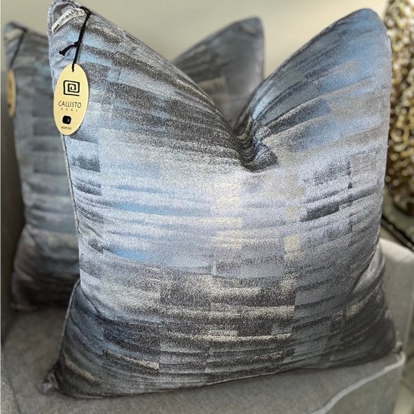 1-NWT CALLISTO HOME DECORATIVE PILLOW (Please read description for details) - Picture 14 of 14